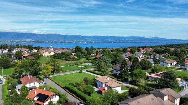 Charmante maison au calme avec terrain, bien placé !