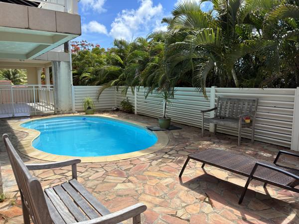 Maison
         7 pièces
        - 170 m² Bien prestige 850 000 € *