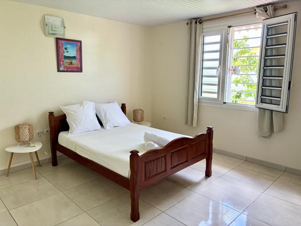 Maison
         7 pièces
        - 170 m² Bien prestige 850 000 € *
