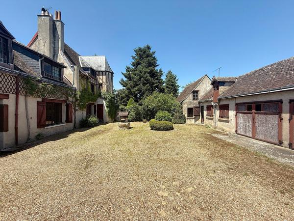 À vendre - Maison ancienne, 12 pièces située à Saint-Avertin (37550)