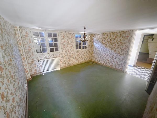 À vendre - Maison ancienne, 12 pièces située à Saint-Avertin (37550)