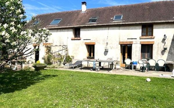 Maison à vendre    6 pièces • 185 m2 Neuilly-en-Thelle