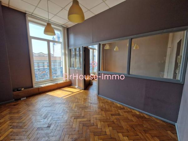 Bureau à louer 3 pièces de 128 m²