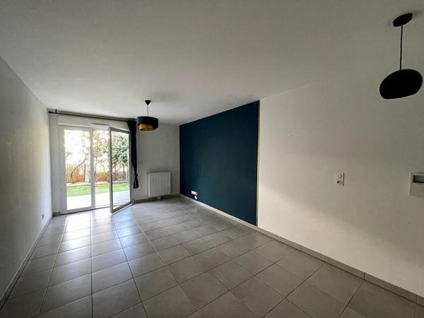 T2 récent de 42 m² avec extérieur et garage - La Valette du Var (83160)
