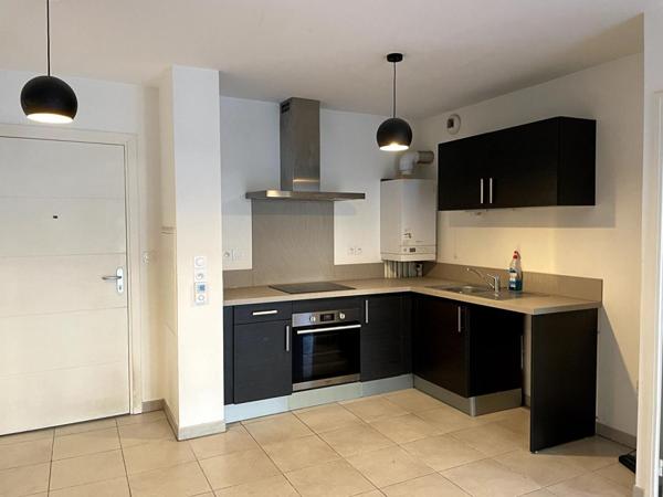 T2 récent de 42 m² avec extérieur et garage - La Valette du Var (83160)