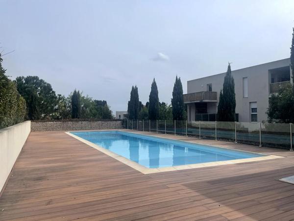 T2 récent de 42 m² avec extérieur et garage - La Valette du Var (83160)