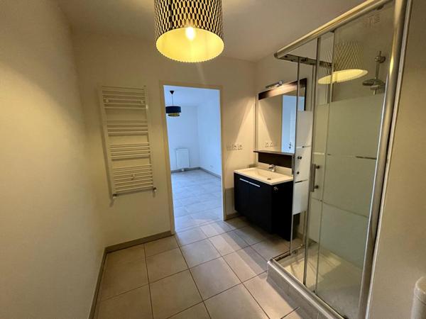 T2 récent de 42 m² avec extérieur et garage - La Valette du Var (83160)