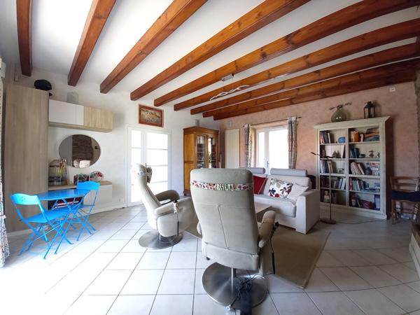 Maison ancienne de 6 pièces à vendre au Loroux Bottereau