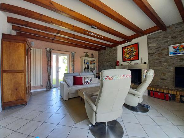 Maison ancienne de 6 pièces à vendre au Loroux Bottereau