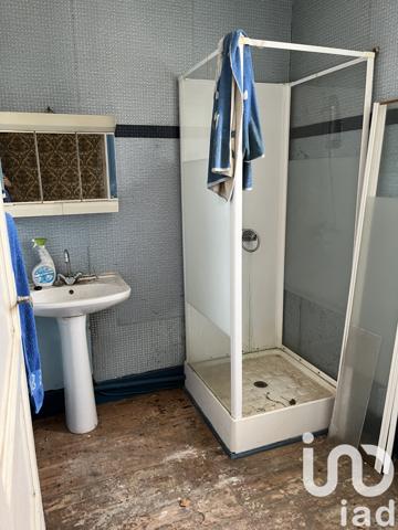 Maison à vendre 4 pièces 80 m² Celles-sur-Durolle