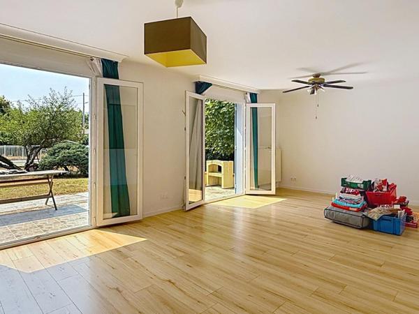 Pavillon 120m2 avec une grande parcelle de 3300m2