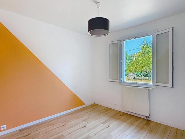 Pavillon 120m2 avec une grande parcelle de 3300m2