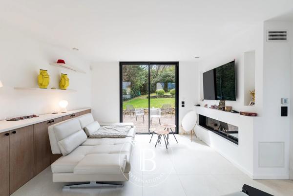 Valbonne, Villa 7 Chambres -  420 m² à vendre