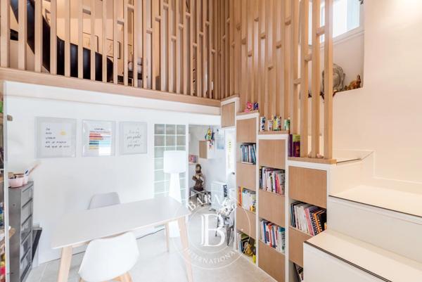 Valbonne, Villa 7 Chambres -  420 m² à vendre