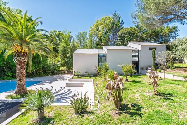 Valbonne, Villa 7 Chambres -  420 m² à vendre