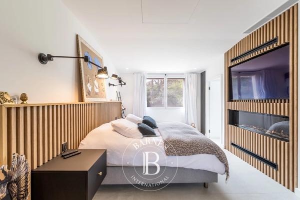 Valbonne, Villa 7 Chambres -  420 m² à vendre