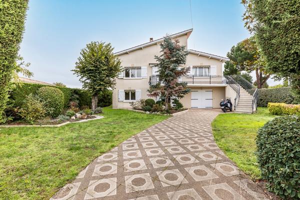 Maison 8 pièces - 226 m² Exclusivité