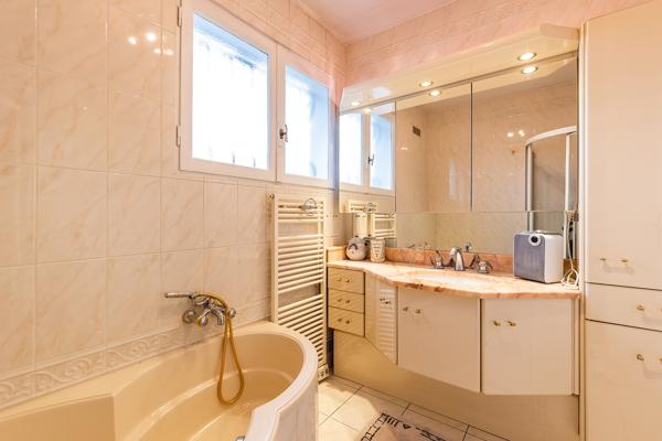 Maison 8 pièces - 226 m² Exclusivité