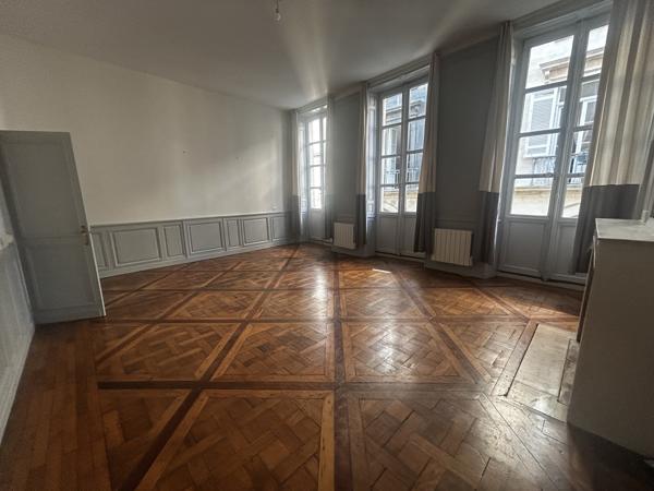 Appartement 4 pièce(s) 2 chambre(s) 124.11 m²