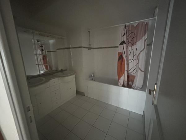 Appartement 4 pièce(s) 2 chambre(s) 124.11 m²