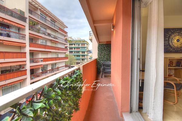 Antibes (06600) ANTIBES, Magnifique 2 pièces Albert 1er.