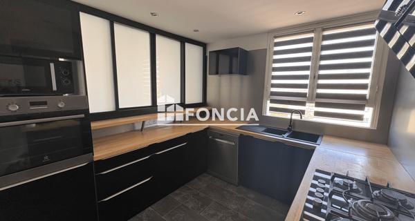 Location Appartement 4 pièces 85.89 m² - Nantes 44100