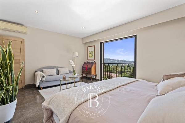 Sainte-Maxime, Maison 8 Chambres -  233 m² à vendre
