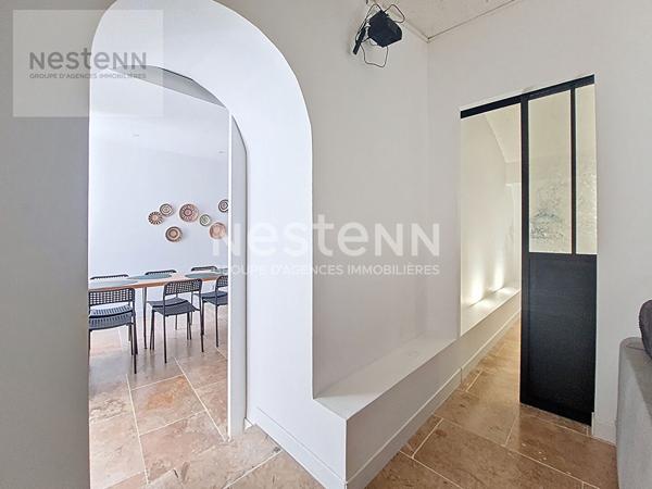 ORLEANS BORDS DE LOIRE - PETITE COPROPRIETE FAIBLES CHARGES - T3 - PARKING ET COUR PRIVEE