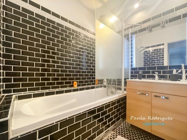 Appartement T3 à vendre, 3 piéces avec balcon, parking, cave à PLAISIR (78)