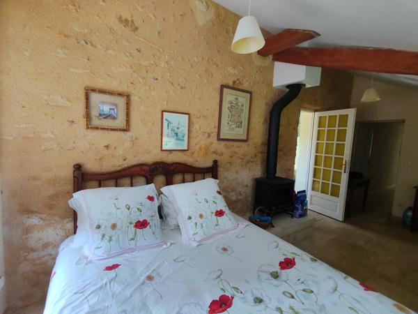 Propriété rurale sur 2ha43ca, sa piscine et son court de tennis