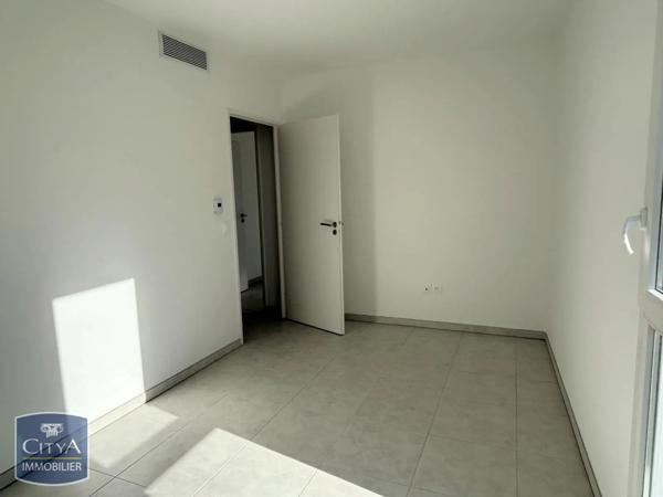 Appartement à louer 3 pièces 67.9m²