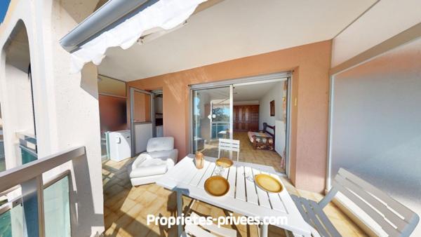 Studio lumineux au coeur d'une pinède avec échappées mer et plage à pied