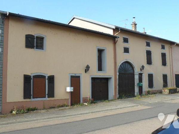 Maison à Vendre à Hadigny-les-Verrières (88330) en Vosges (88)

Cette maison dispose d'une su...