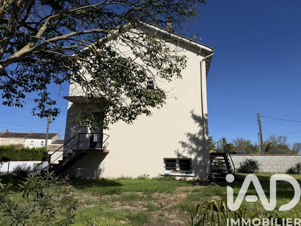 Maison à vendre 3 pièces 71 m² Mauzé-sur-le-Mignon