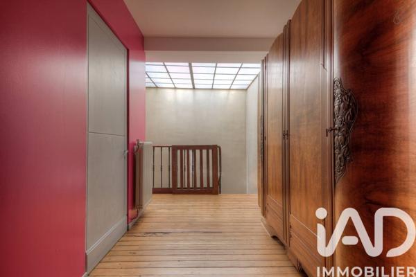 Maison à vendre 12 pièces 269,93 m² Lure