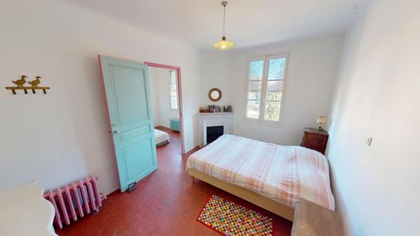 LE MUY: Demeure de prestige en pierre ? Une propriété de caractère au coeur de la Provence varoise