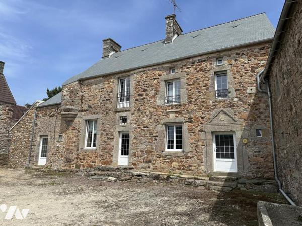 DEUX MAISONS A VASTEVILLE
