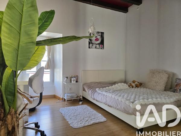 Maison à vendre 4 pièces 125 m² La Rochefoucauld-en-Angoumois