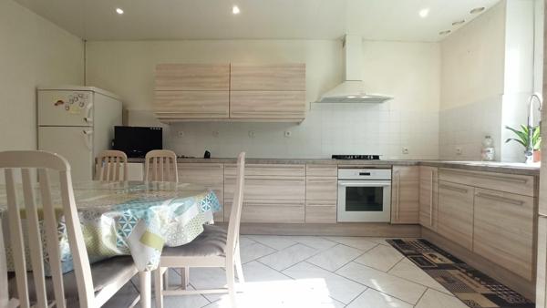 Maison traditionnelle à 800m de la mer.