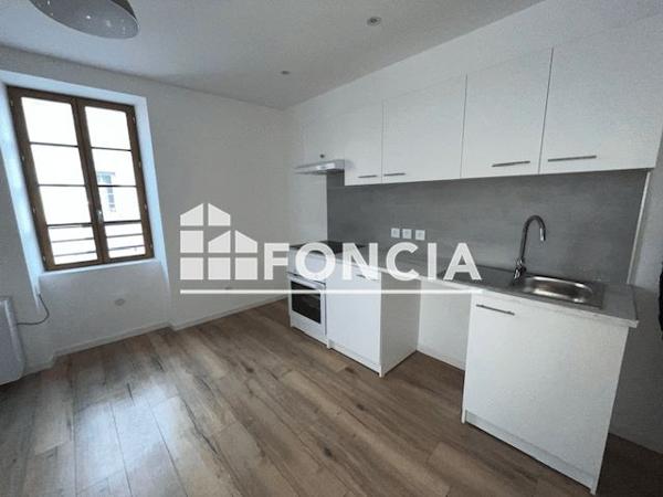 Location Appartement 2 pièces 39.44 m² - 2 RUE DE LA BARQUE Revel 31250