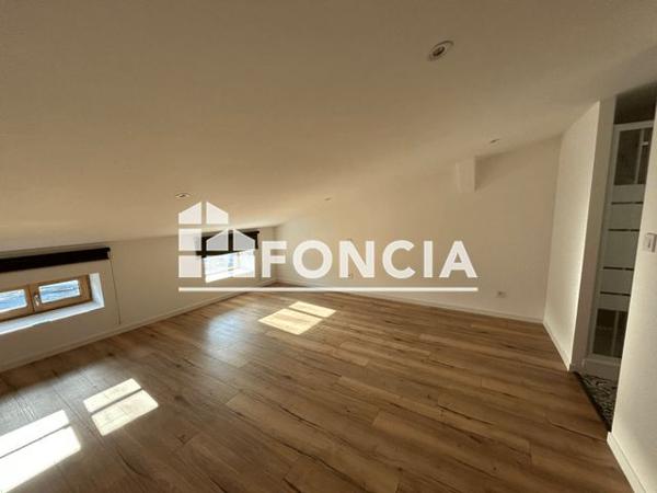 Location Appartement 2 pièces 39.44 m² - 2 RUE DE LA BARQUE Revel 31250