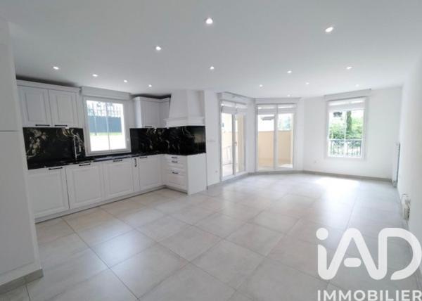 Appartement à vendre 4 pièces 82 m² Le Plessis-Robinson