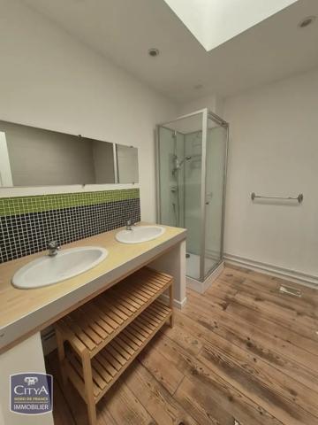 Appartement à louer 3 pièces 92.8m² Lens (62300)