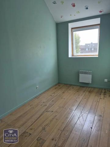 Appartement à louer 3 pièces 92.8m² Lens (62300)
