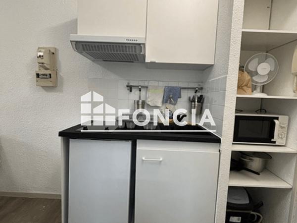 Location Studio meublé 14.4 m² - 3 RUE DU RAVELIN Toulouse 31300