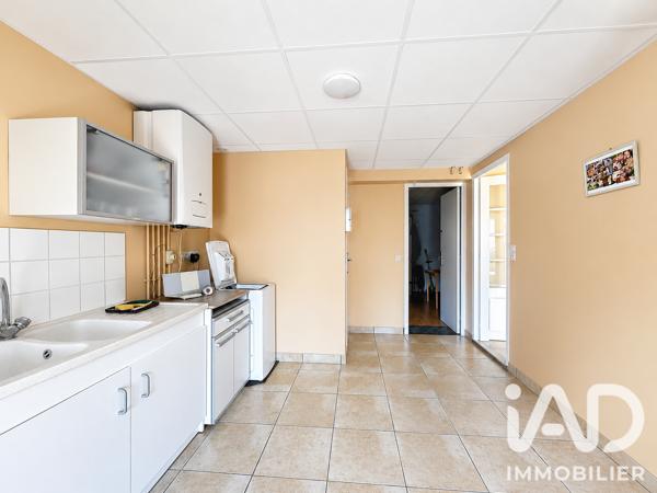 Maison à vendre 6 pièces 105 m² Saint-Martin-aux-Chartrains