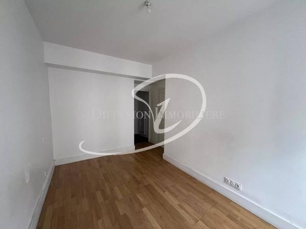 Appartement  - 2 pièces  - 41.95 m² -  295 000 € - À vendre