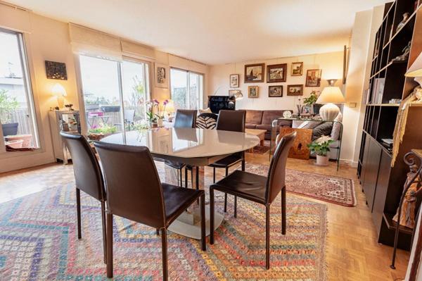 Dernier étage 3 pièces 81 m2 avec TERRASSE 25M2