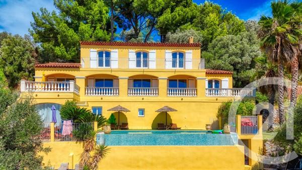 Maison à vendre  10 pièces - 221,26 m2 OLLIOULES - 83