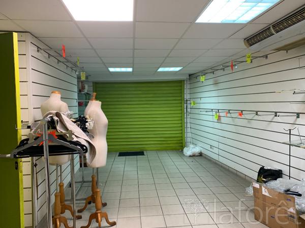 Location local commercial près de Fort-de-France - 95 m² - 1 800 € / mois